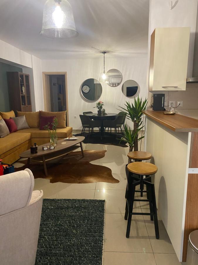 Little John Luxury Apartment 比雷埃夫斯 外观 照片