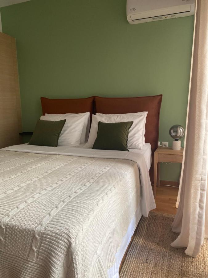 Little John Luxury Apartment 比雷埃夫斯 外观 照片