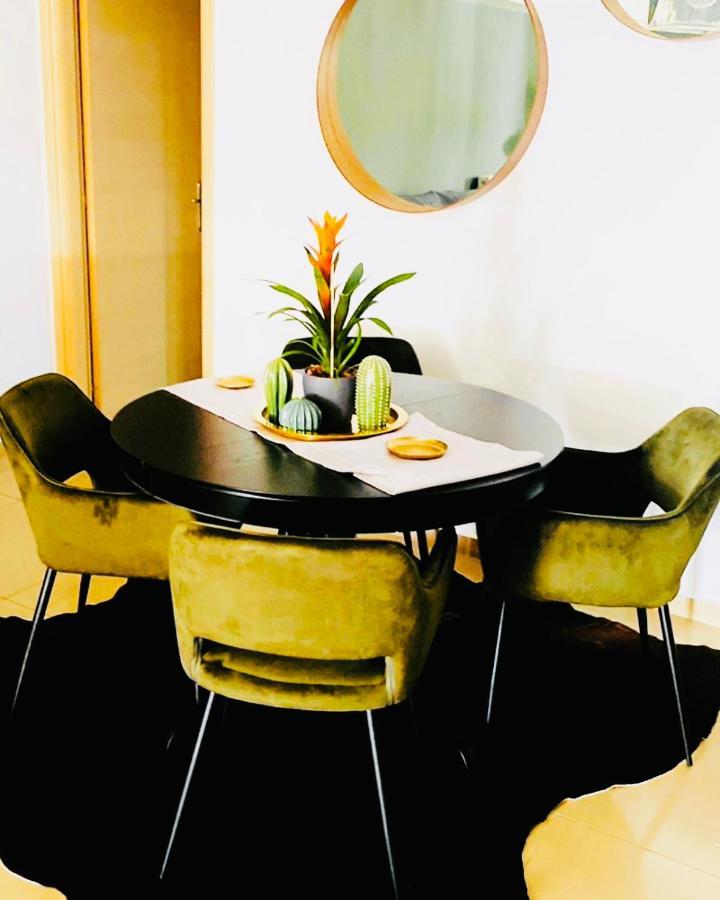Little John Luxury Apartment 比雷埃夫斯 外观 照片