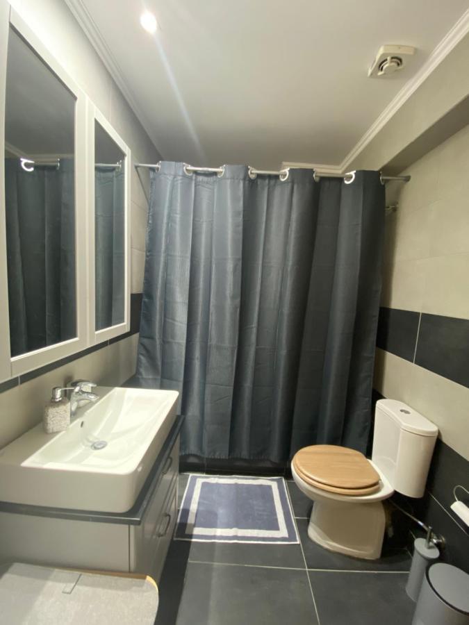 Little John Luxury Apartment 比雷埃夫斯 外观 照片